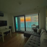 Ocean Village Spa Outstanding View，位于直布罗陀直布罗陀机场 - GIB附近的酒店