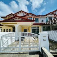 Bayan Homestay Bayan Lepas Penang，位于峇六拜槟城国际机场 - PEN附近的酒店