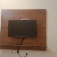 viruksham AC room，位于哥印拜陀哥印拜陀（皮拉门杜）机场 - CJB附近的酒店