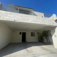Casa súper Equipada Cumbres Dominio,位于蒙特雷的酒店