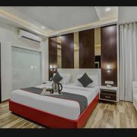 Super Hotel O Raas Near Samaypur Badli metro Station，位于新德里北德里的酒店