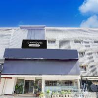 Super Townhouse Khar The Habitat，位于孟买Khar的酒店