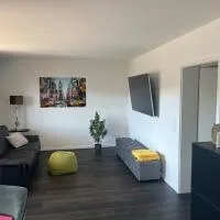 Luxuriöse Ferienwohnung EG,位于迈森海姆的酒店