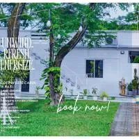 White House Cabin Cozy Retreat with Rustic Charm，位于Hermosa的酒店