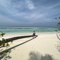 Dive Villa One Ocean，位于GemanafushiKooddoo Airport - GKK附近的酒店