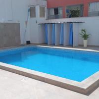 Departamento con piscina ubicado en Breña，位于利马Brena的酒店