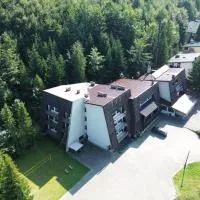 Ośrodek Wypoczynkowy Watra，位于科尔别卢夫的酒店
