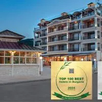 Sunny Castle Hotel - All Inclusive and Free parking，位于克兰内沃的酒店