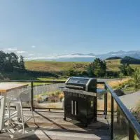 Stunning Views, Contemporary, Escape - KK24113，位于凯库拉的酒店