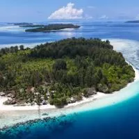 Raja Ampat Jousuba Homestay，位于Minyaifuin的酒店