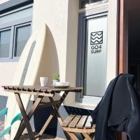 GO4SURF beach Lofts，位于佩尼契的酒店