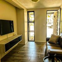 Fifis self catering apartment，位于OngwedivaOndangwa Airport - OND附近的酒店