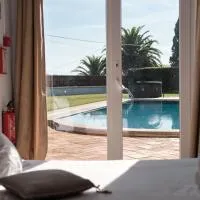 A Casa Branca - with Pool & Jacuzzi，位于圣孔巴当的酒店