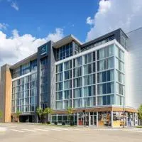AC Hotel by Marriott Pittsburgh Downtown，位于匹兹堡的酒店