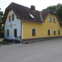 Nagl's Ferienwohnung，位于Els的酒店