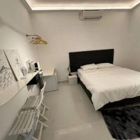 White Water Inn，位于穆里Muli Airport - MUM附近的酒店