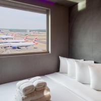 Bloc Hotel London Gatwick Airport，位于霍利伦敦盖特威克机场 - LGW附近的酒店