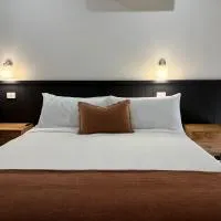 Tall Timbers Motel，位于Dungog的酒店