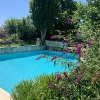 Gîte de charme champêtre，位于Laburgade的酒店