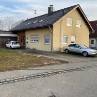 Berghülen Zimmer，位于Berghülen的酒店