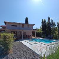Casa con Piscina Pedasi，位于佩达西镇Pedasí Airport - PDM附近的酒店