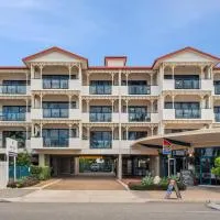 雷吉斯锚地公园酒店，位于汤斯维尔的酒店