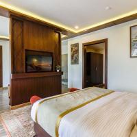 Hotel Ichchha，位于SimaraSimara Airport - SIF附近的酒店
