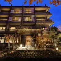 楓と樹，位于涩川市的酒店