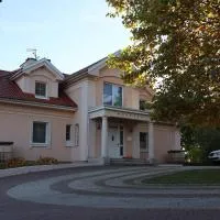Rezydencja Pod Platanem，位于Smardzowice的酒店