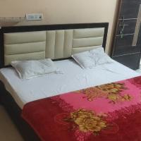 Matra pita chaya hotel，位于贾巴尔普尔贾巴尔普尔机场 - JLR附近的酒店