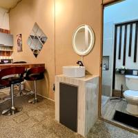 Apartamento Equipado y Centrico，位于巴里奥斯港Puerto Barrios - PBR附近的酒店