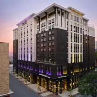 Tempo By Hilton Raleigh Downtown，位于罗利的酒店