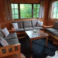 charmante cabane，位于Rhodes的酒店