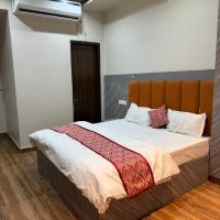 Hotel M-9，位于卢迪亚纳卢迪亚纳机场 - LUH附近的酒店