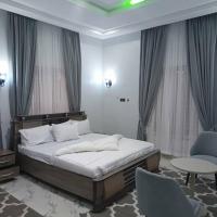 Soda Hotels And Resorts Rantya Jos Delux Exclusive Suite，位于JosJos Airport - JOS附近的酒店