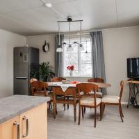 Gasabäck Holiday Accomondation，位于Söråker松兹瓦尔-泰米拉机场 - SDL附近的酒店