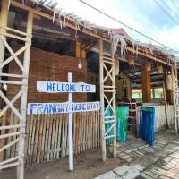 FRANGKY HOMESTAY，位于美娜多的酒店