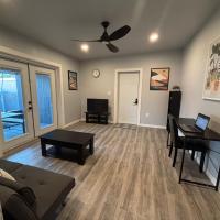 Cozy cove stay，位于温特黑文Winter Haven's Gilbert Airport - GIF附近的酒店