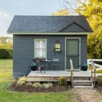 Cape Charles Tiny Livin'，位于开普查尔斯的酒店