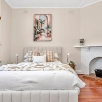 The Marobwen - Charming City Retreat near West Beach，位于West Richmond阿德莱德机场 - ADL附近的酒店