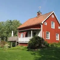 Semesterhus Dalälven，位于萨拉的酒店