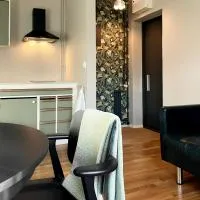 Studio Violet，位于皮耶塔尔萨里的酒店