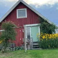 Gästhus i Slöinge nära Skrea strand，位于Slöinge的酒店