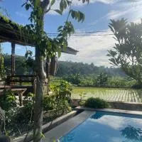 Villa Nextdoor Nature Yogyakarta,位于班图尔的酒店