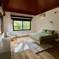 Private Room, 10 Min from Airport，位于圣佩德罗苏拉拉蒙·比列达·莫拉莱斯国际机场 - SAP附近的酒店