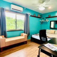 Ngermid Oasis - Charming 1 BD/1.5 BA Duplex，位于科罗尔Palau International Airport - ROR附近的酒店