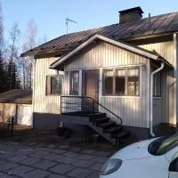 Minikoti, kalustettu huone 1-2 henkilölle，位于里希迈基的酒店
