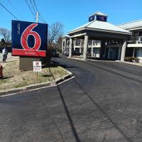 Studio 6 Suites Louisville KY Airport/Expo Center，位于路易斯威尔路易斯维尔机场 - SDF附近的酒店