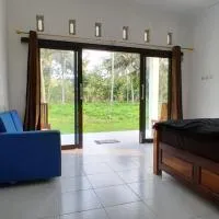 Sollo-Sollo Coco Farm Stay,位于Pulau Sarang的酒店