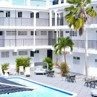 GolfView Hotel，位于曼德维尔的酒店